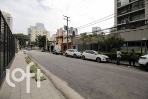 Image 42 - 27261