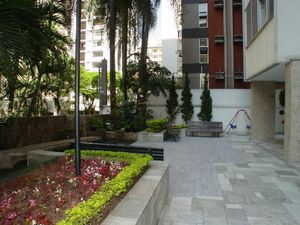 Image 4 - 27261