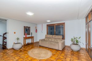 Image 34 - 857228