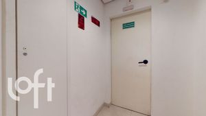 Image 50 - 27465