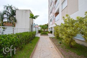 Image 12 - 27465