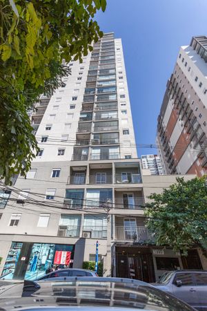 Image 32 - 869551