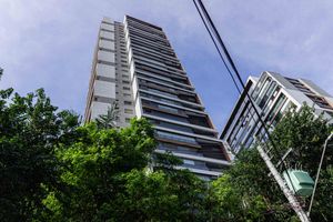 Image 51 - 905542