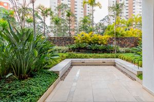 Image 50 - 894571