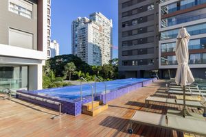 Image 16 - 874979
