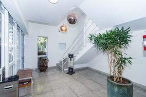 Image 39 - 882784