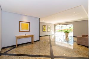 Image 37 - 885179