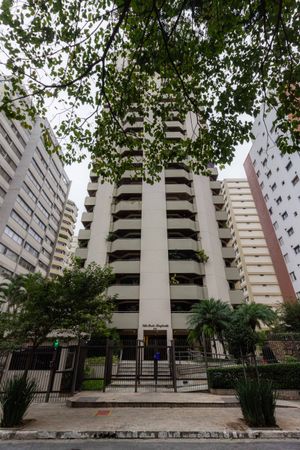 Image 50 - 876772