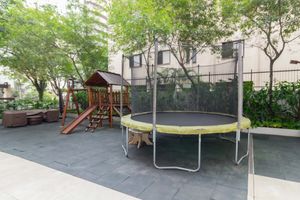 Image 66 - 890225