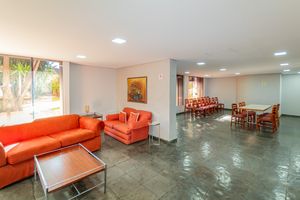 Image 19 - 313260