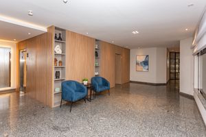 Image 65 - 869902