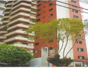 Image 33 - 923517