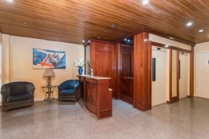Image 38 - 858343
