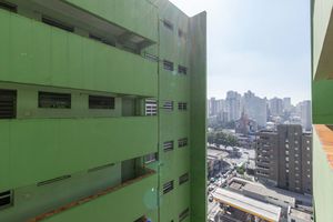 Image 33 - 812005