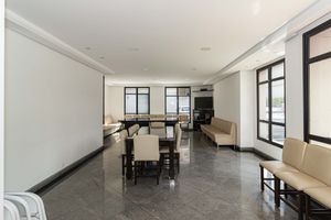 Image 30 - 923111