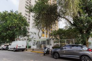 Image 41 - 872646