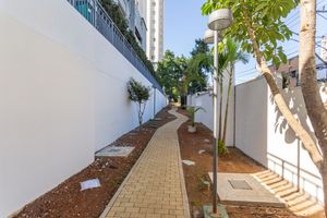 Image 78 - 327920