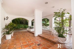 Image 7 - 3075