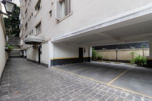 Image 36 - 870323