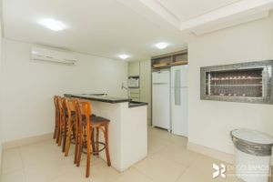Image 35 - 853857