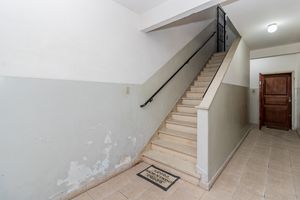 Image 38 - 379065