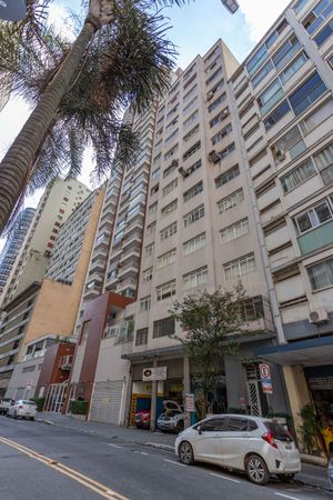 Image 10 - 864198