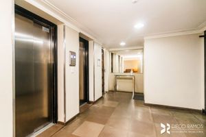 Image 31 - 812384