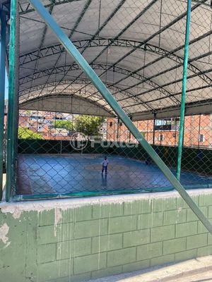 Image 10 - 682562