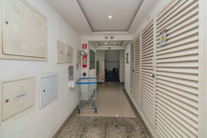 Image 8 - 3173