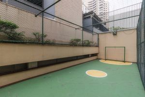 Image 84 - 865390