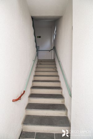 Image 9 - 3194
