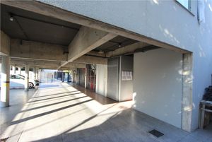 Image 7 - 3198