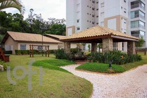 Image 39 - 817830