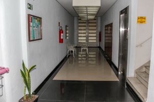 Image 35 - 322021
