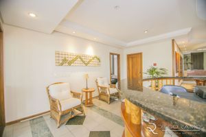 Image 31 - 208158