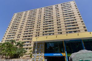 Image 34 - 927860