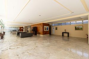 Image 39 - 927860
