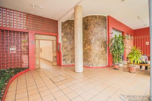 Image 42 - 311750