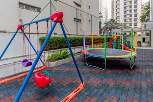Image 37 - 395348