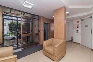 Image 17 - 221834