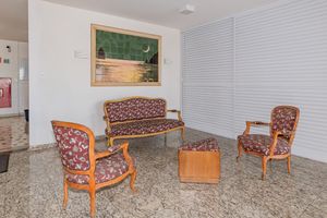 Image 17 - 866159