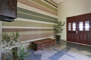 Image 49 - 336322