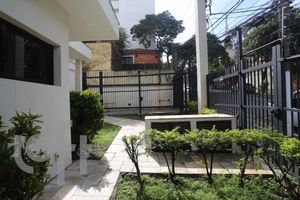 Image 42 - 336322