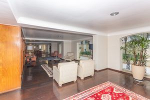 Image 39 - 312043