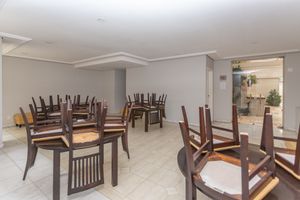 Image 39 - 896190