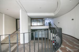 Image 33 - 854016
