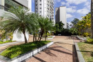 Image 62 - 894421