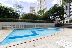 Image 37 - 881594