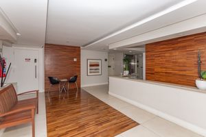 Image 32 - 328725