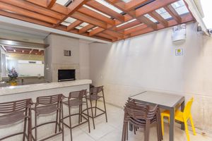 Image 38 - 328725